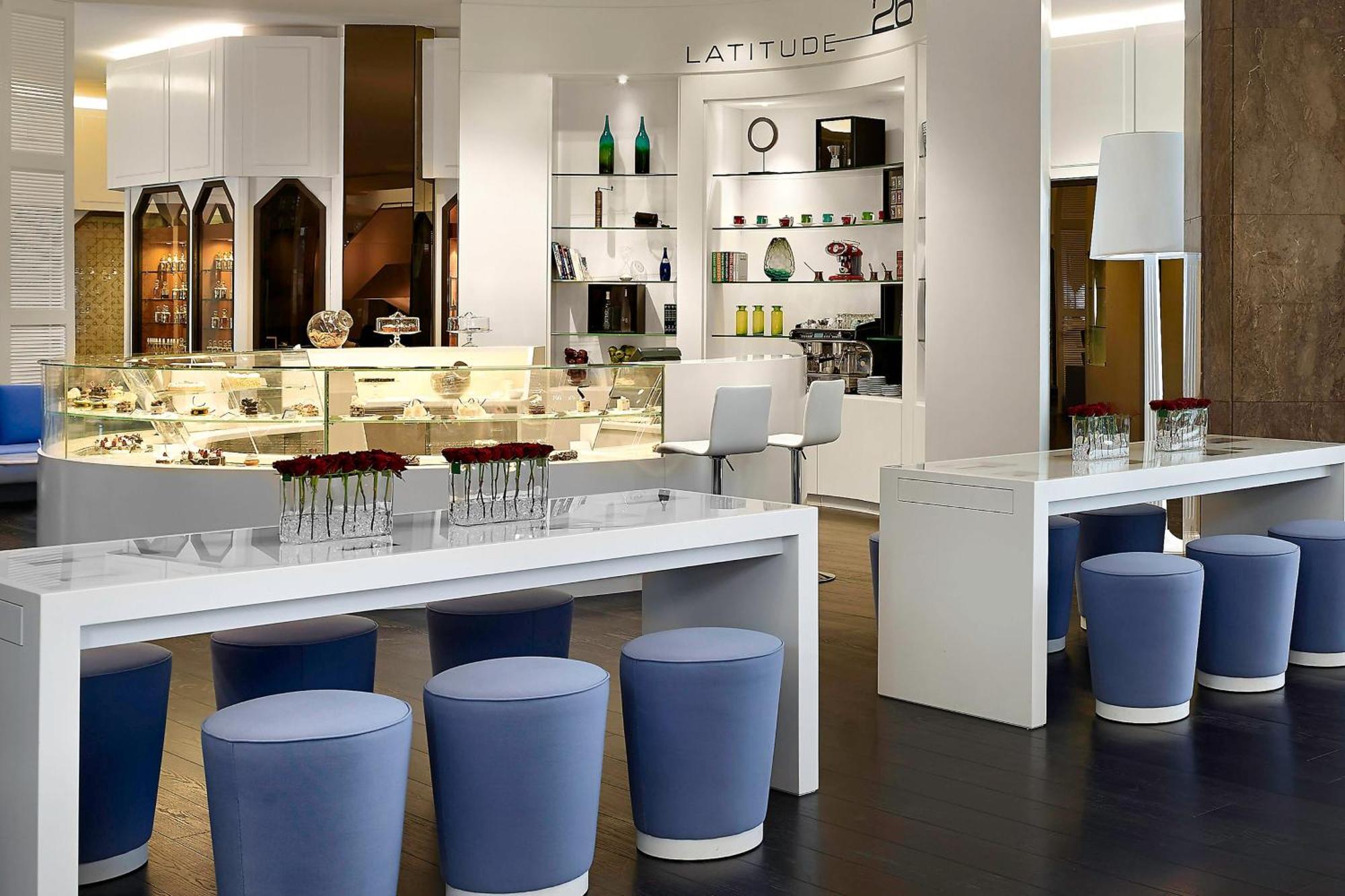 Le Meridien אל חובר מראה חיצוני תמונה The lounge at the airport